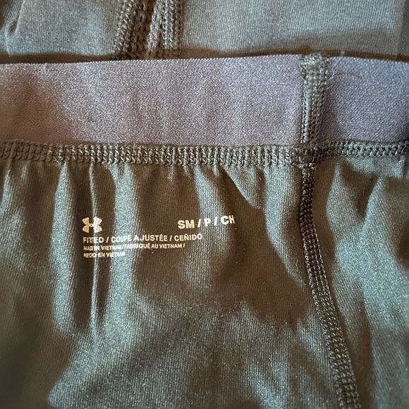 NWT Women’s Under Armor Leggings Size Small - Picture 5 of 5